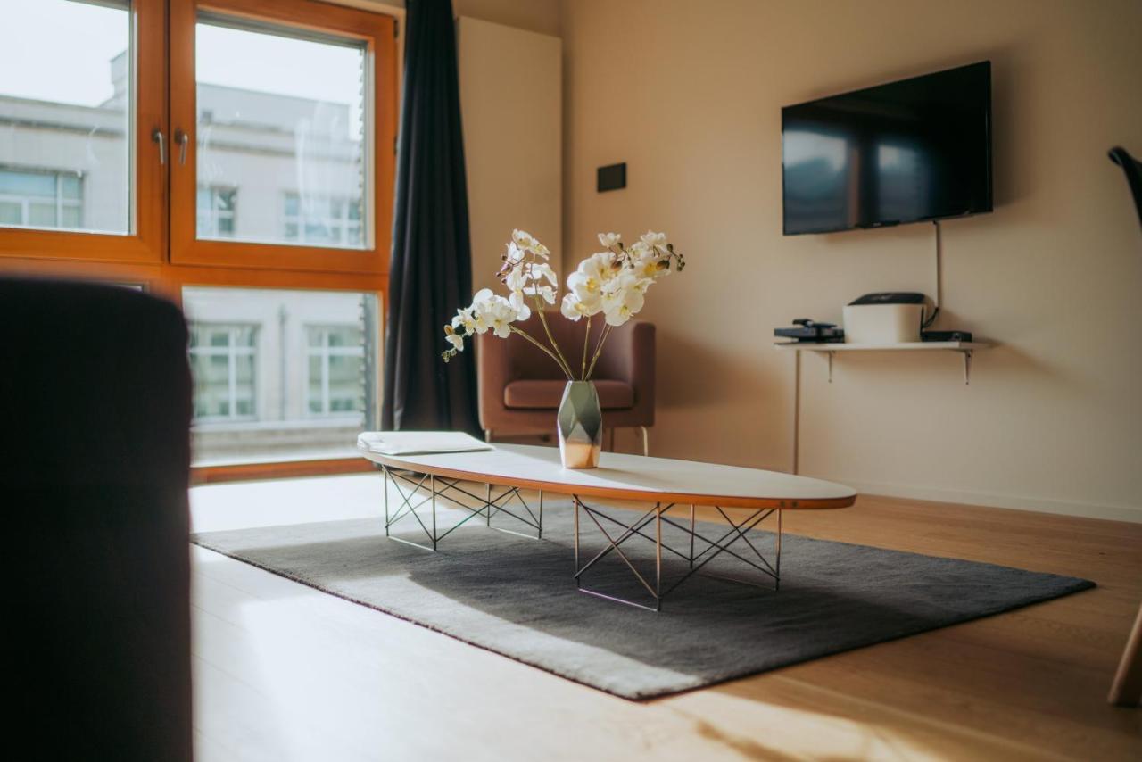 Smartflats Design - L42 Apartment