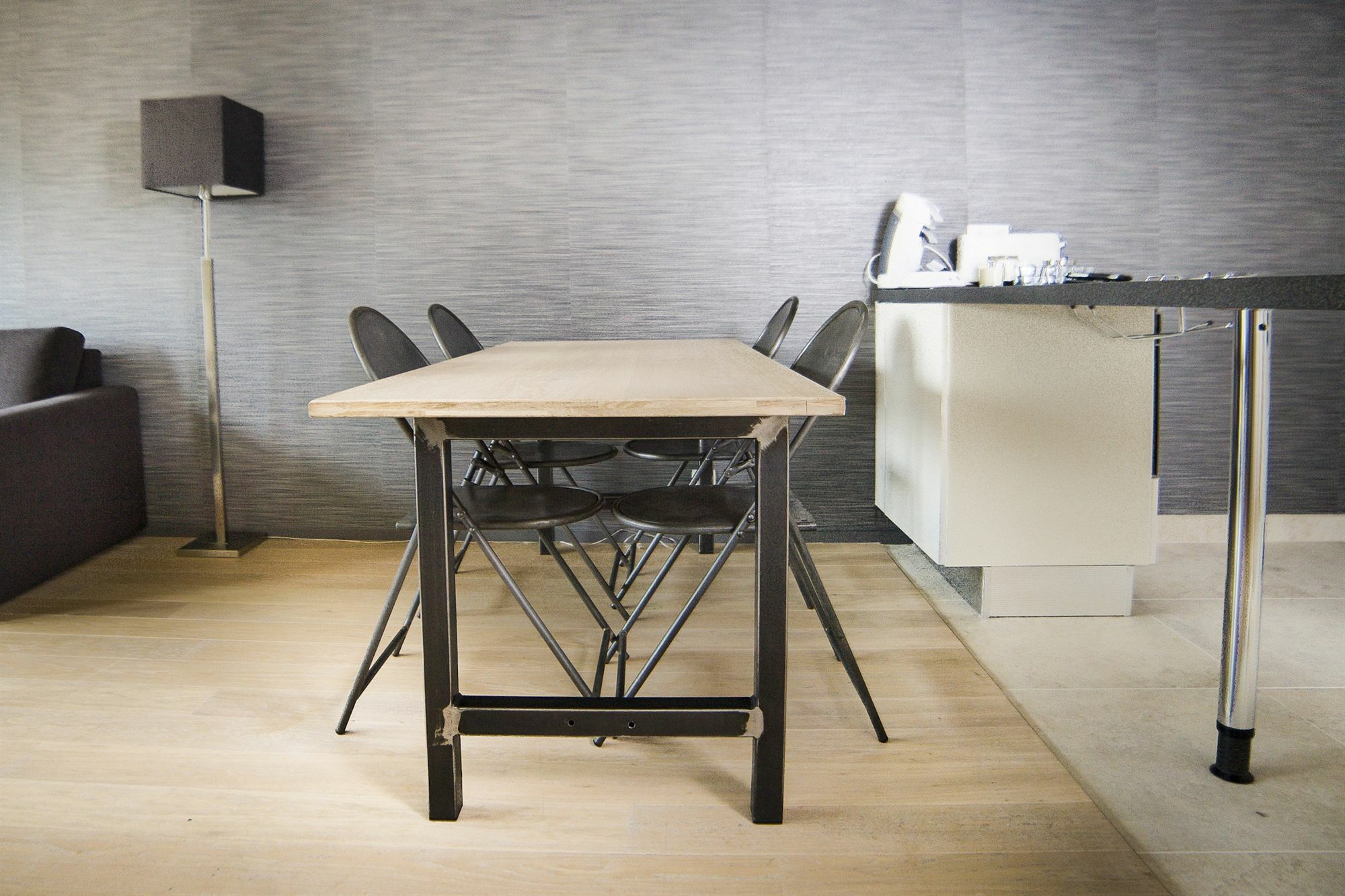 Smartflats Design - L42 Apartment